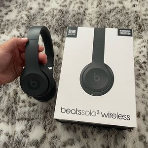 BEATS solo 3 wireless